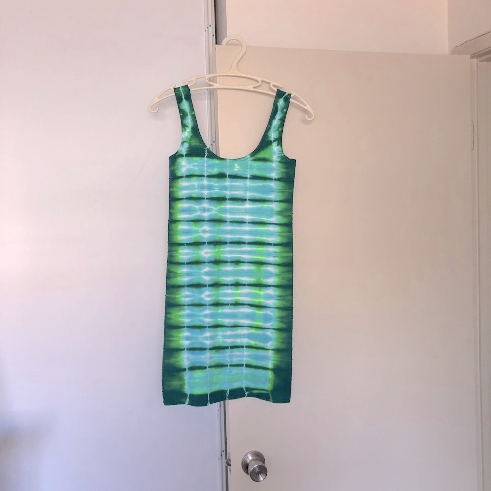 BEBE BODYCON DRESS